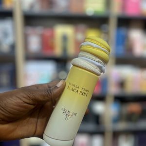 Vanilla Cream Macaron by Arabiyat sugar